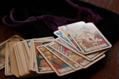 Checking In Between Readings: New Tarot Format
